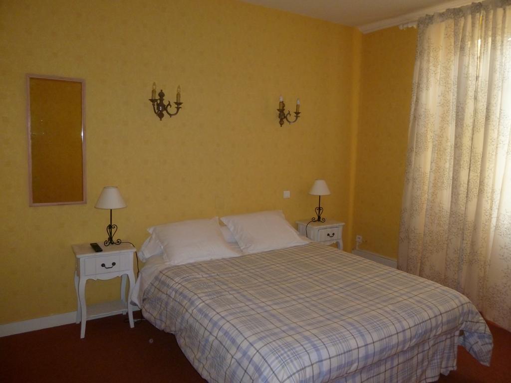 Hotel Emma Calve Millau Værelse billede