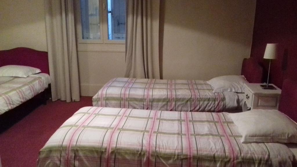 Hotel Emma Calve Millau Eksteriør billede