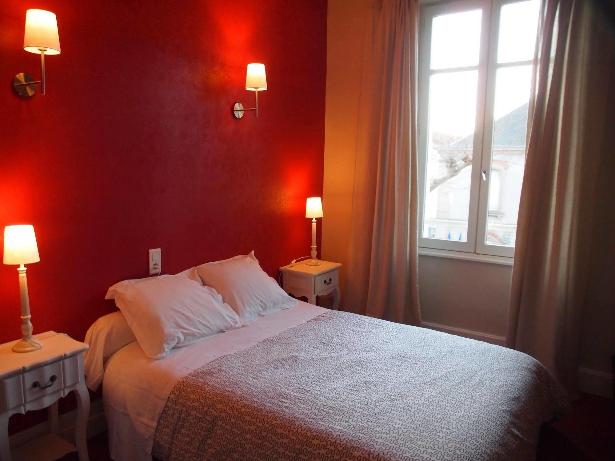 Hotel Emma Calve Millau Eksteriør billede