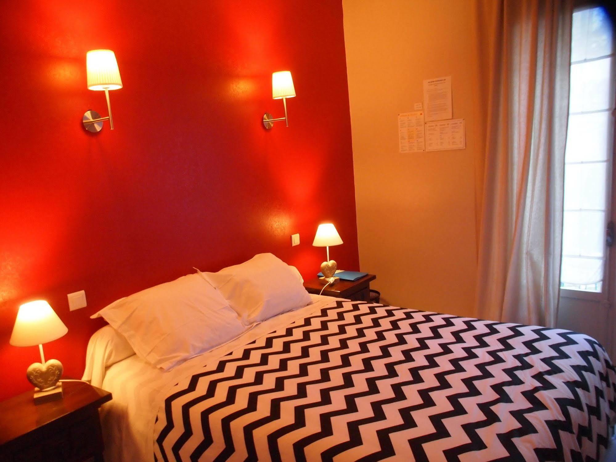 Hotel Emma Calve Millau Eksteriør billede